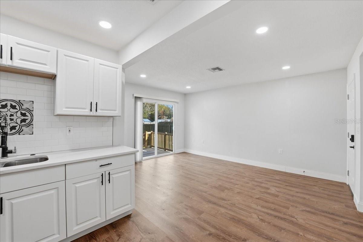 Image 4 of 13 For 2805 Mayer Street