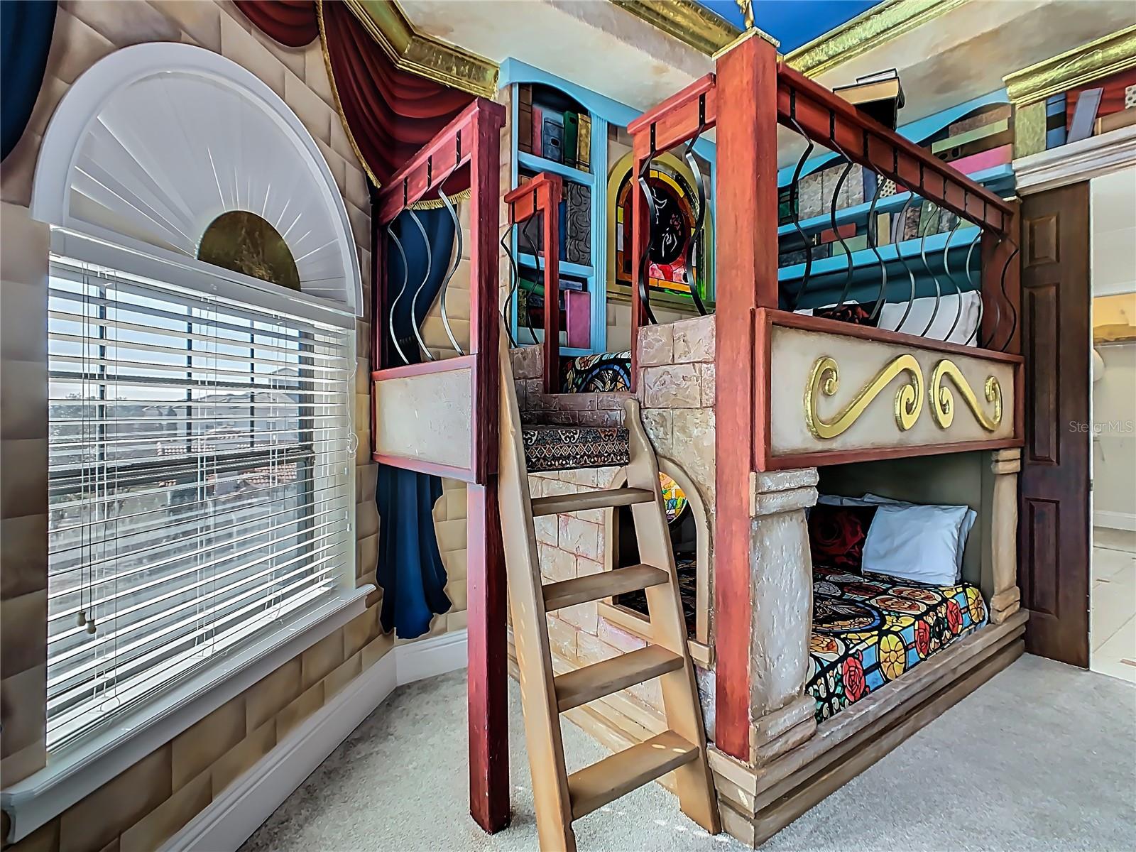 Image 33 of 58 For 535 Muirfield Loop