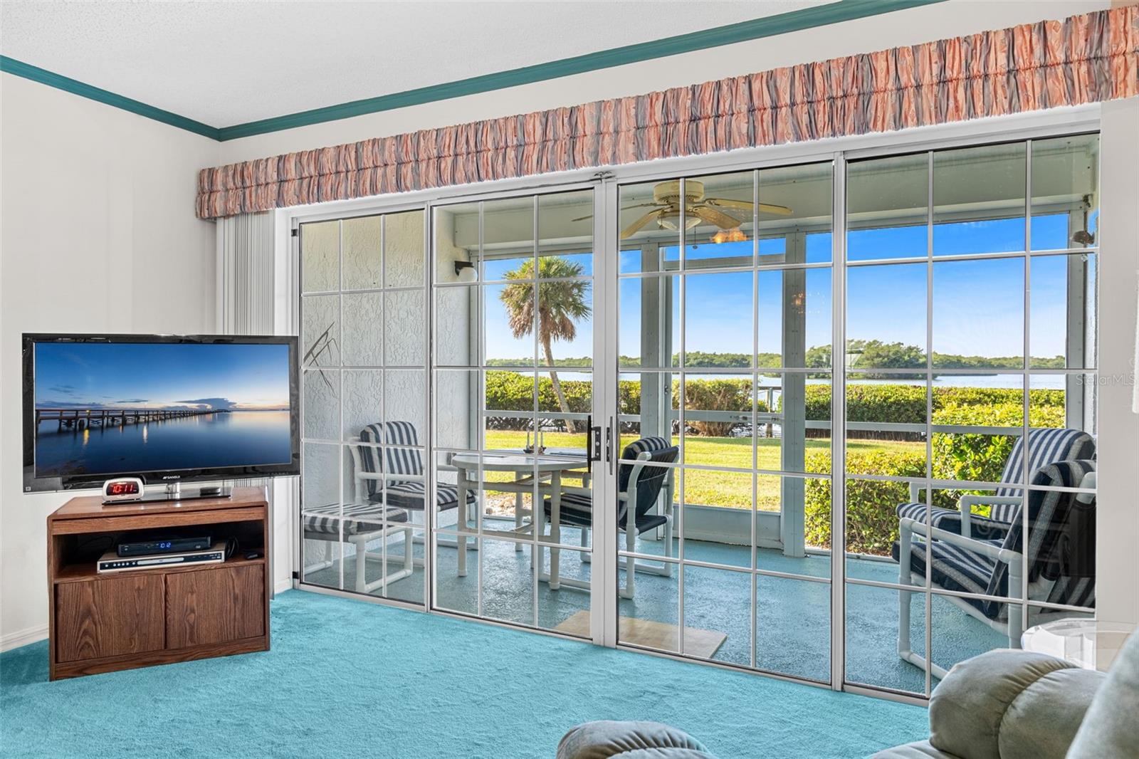 Image 7 of 31 For 630 Brevard Avenue 1116