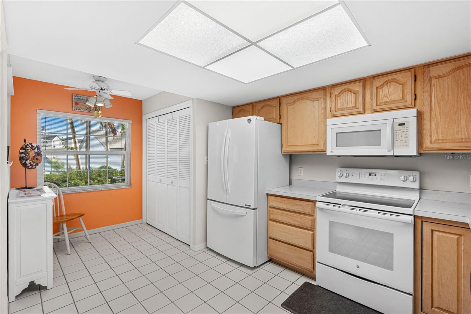 Image 8 of 31 For 630 Brevard Avenue 1116