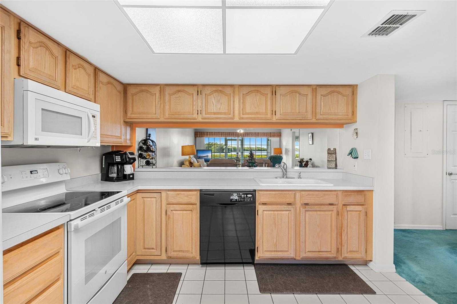 Image 9 of 31 For 630 Brevard Avenue 1116