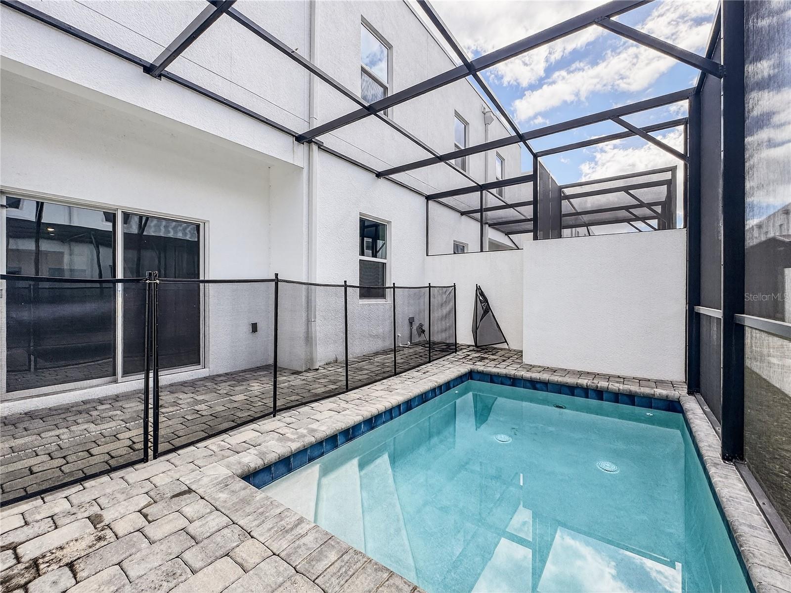 Image 27 of 56 For 367 Famagusta Drive