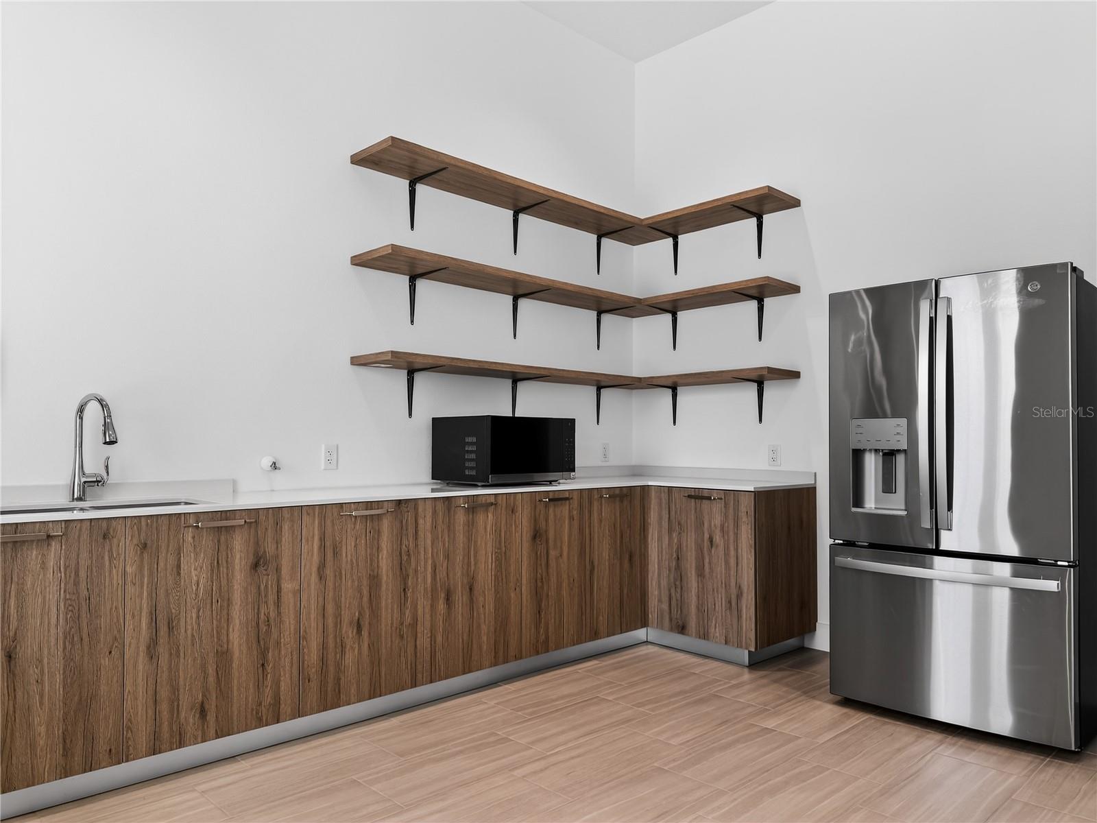 Image 44 of 56 For 367 Famagusta Drive