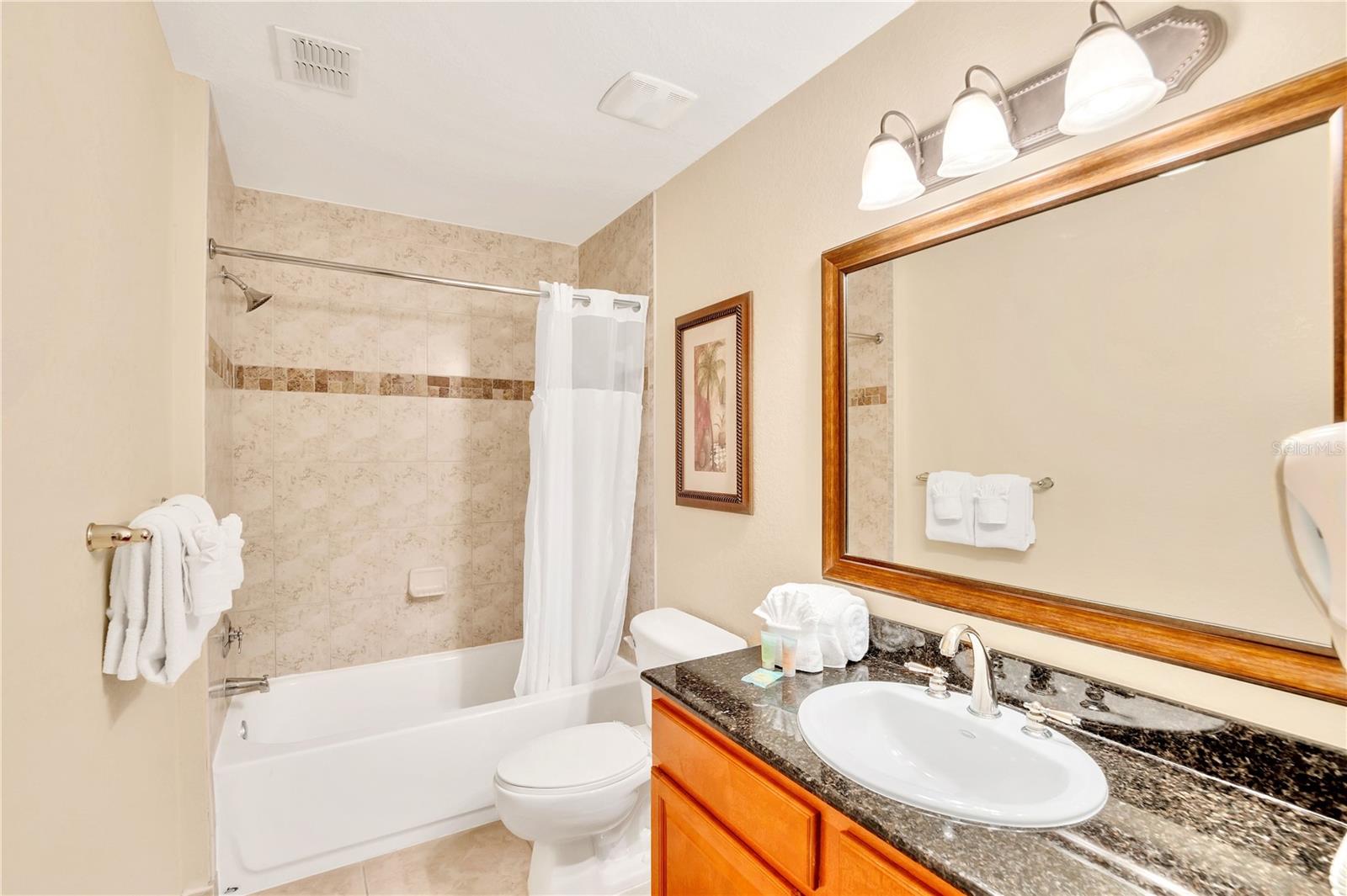 Image 19 of 25 For 8113 Resort Village Drive 4405