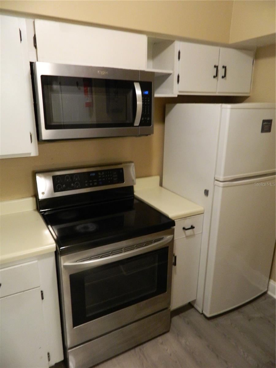 Image 15 of 24 For 302 Cherokee Court G