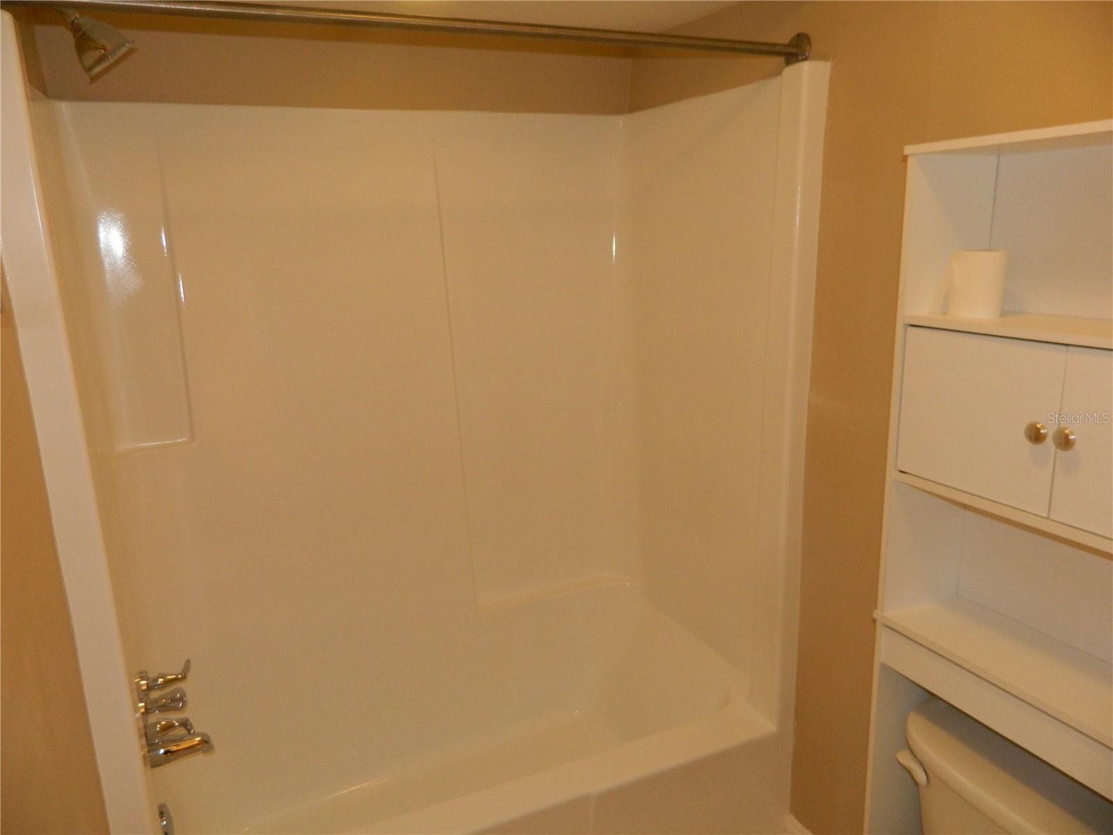 Image 22 of 24 For 302 Cherokee Court G