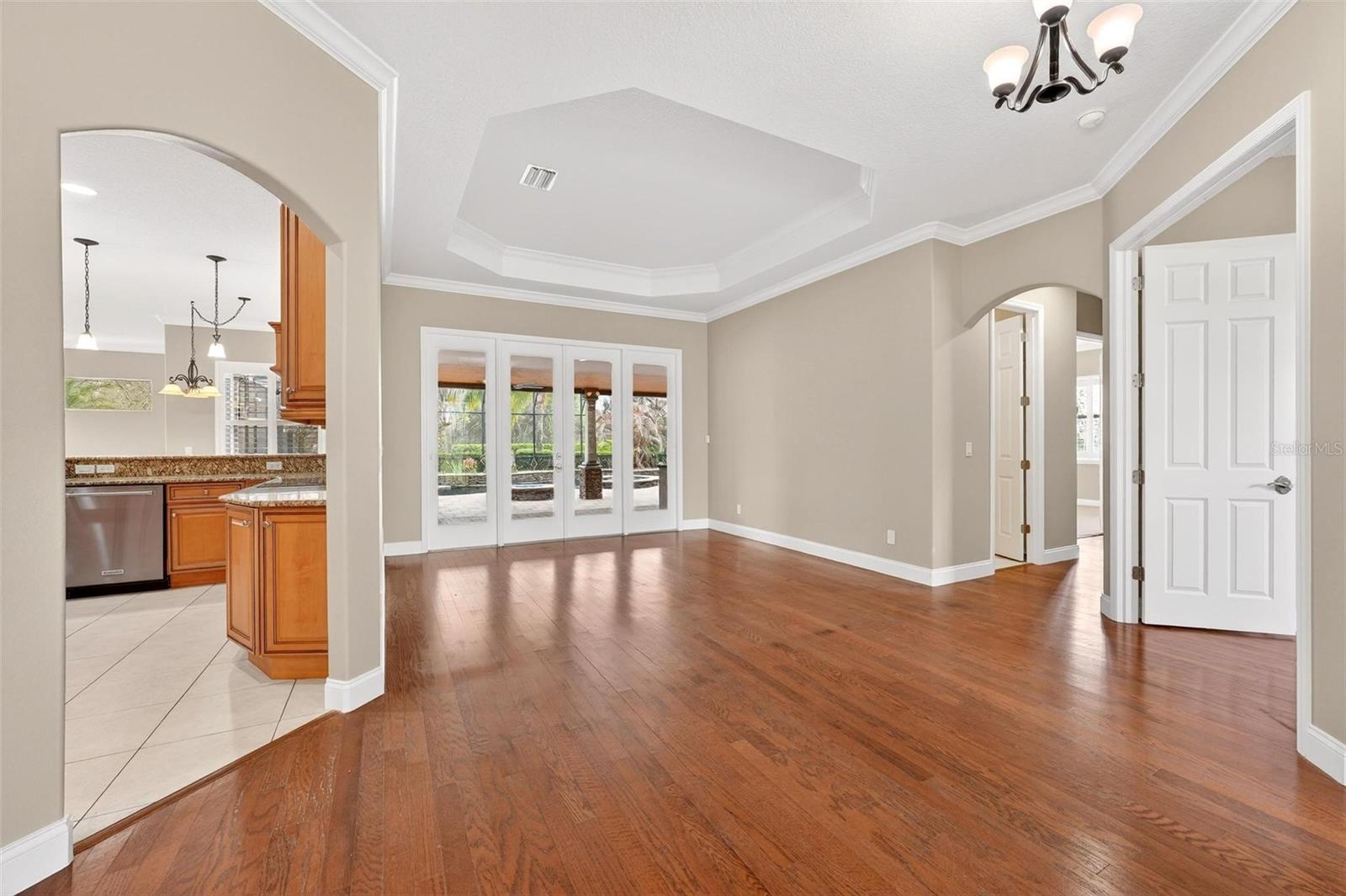 Image 5 of 100 For 4520 Claire Rose Court