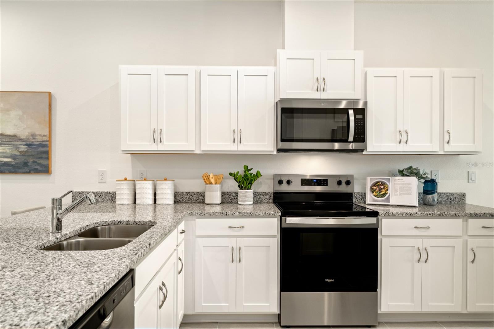 Image 13 of 21 For 117 Rainwood Street