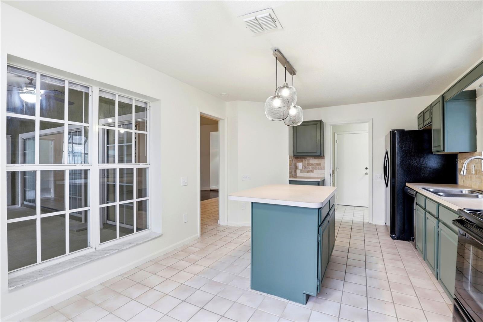 Image 21 of 52 For 3641 Idle Hour Drive