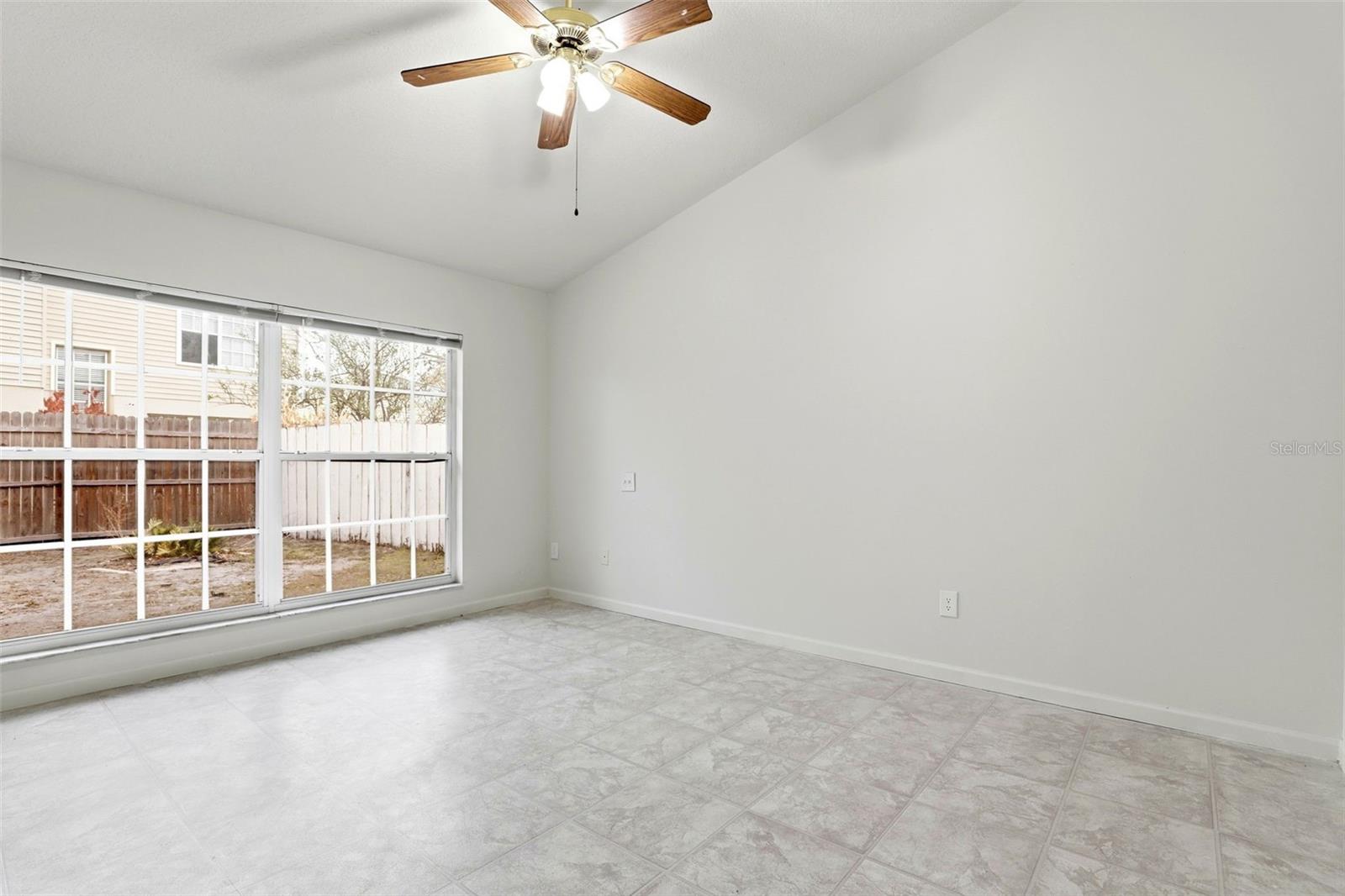 Image 23 of 52 For 3641 Idle Hour Drive