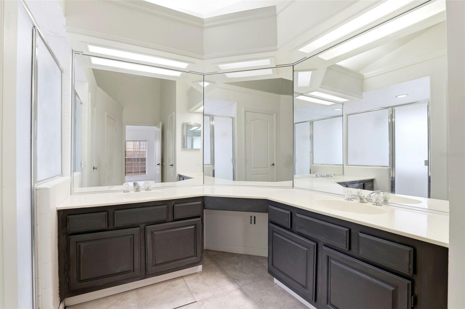 Image 25 of 52 For 3641 Idle Hour Drive