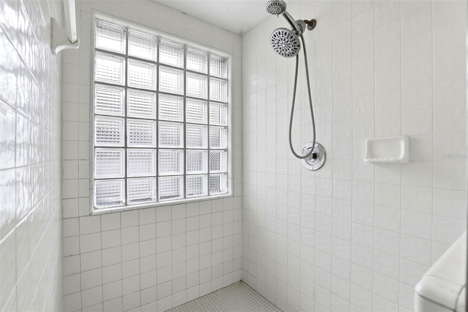 Image 26 of 52 For 3641 Idle Hour Drive