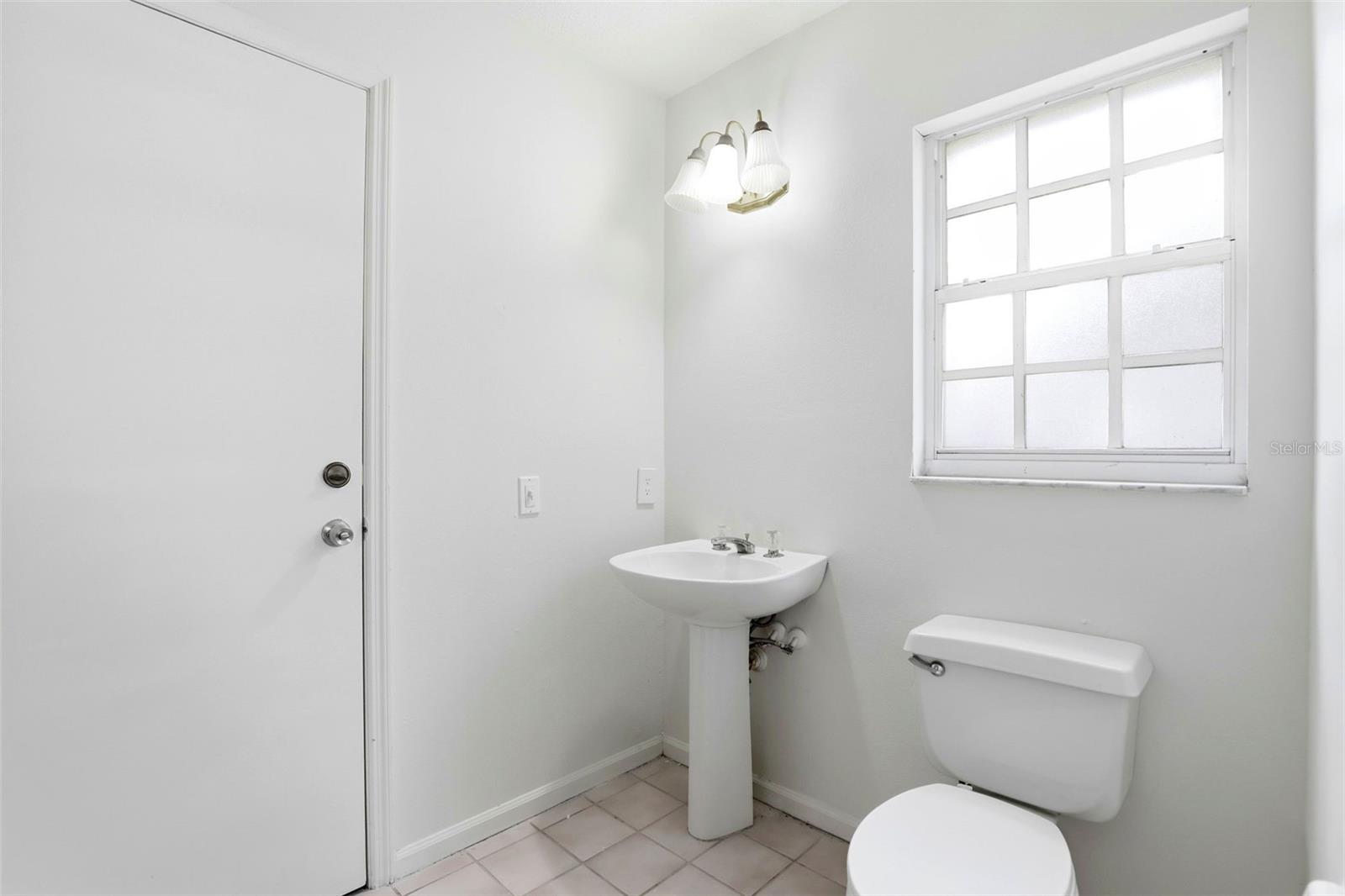 Image 31 of 52 For 3641 Idle Hour Drive