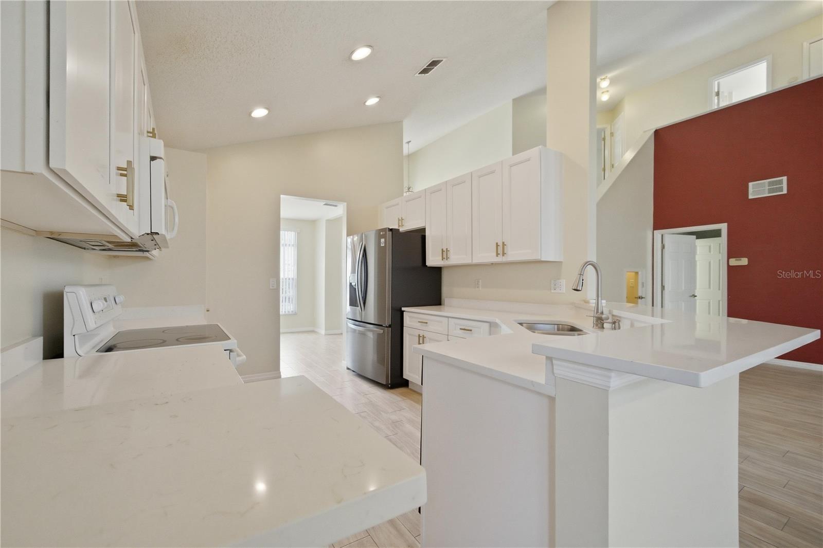 Image 30 of 55 For 632 Blenheim Loop