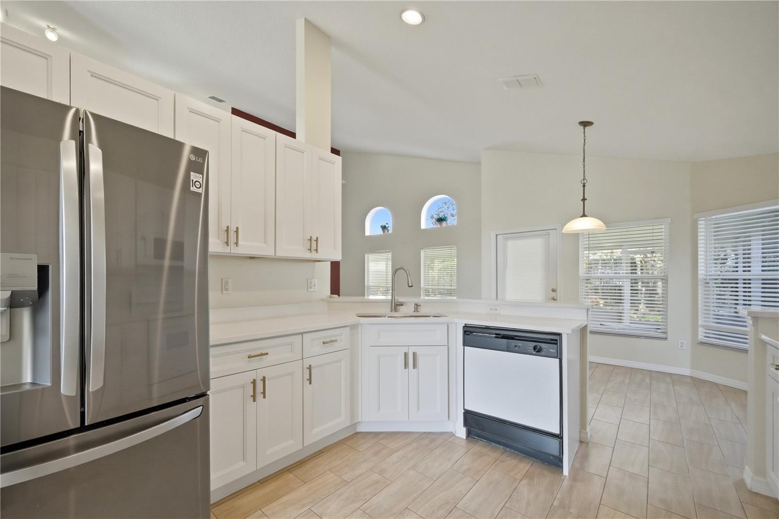 Image 31 of 55 For 632 Blenheim Loop