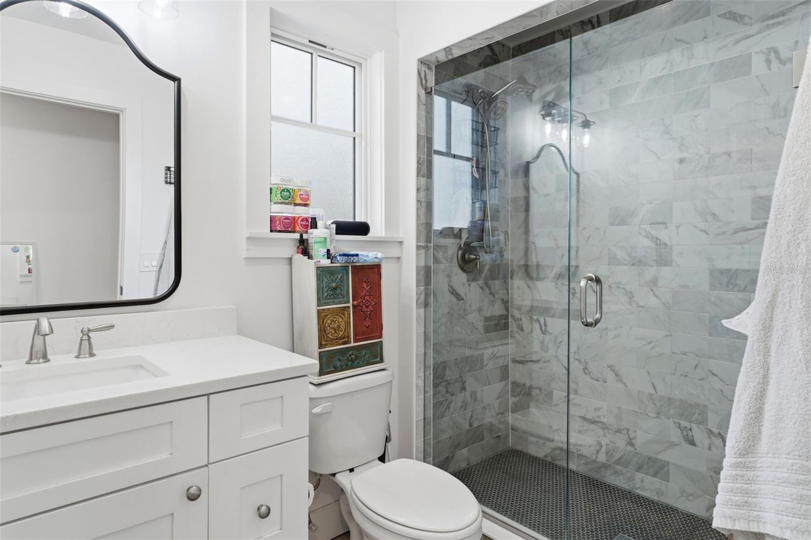 Image 16 of 48 For 301 Oak Avenue