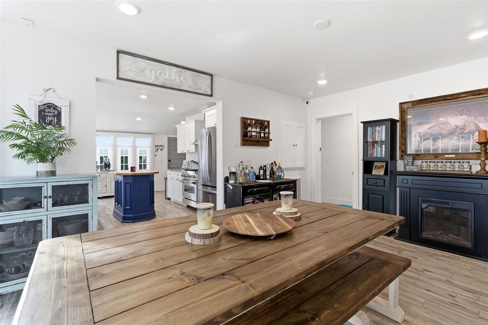 Image 19 of 48 For 301 Oak Avenue