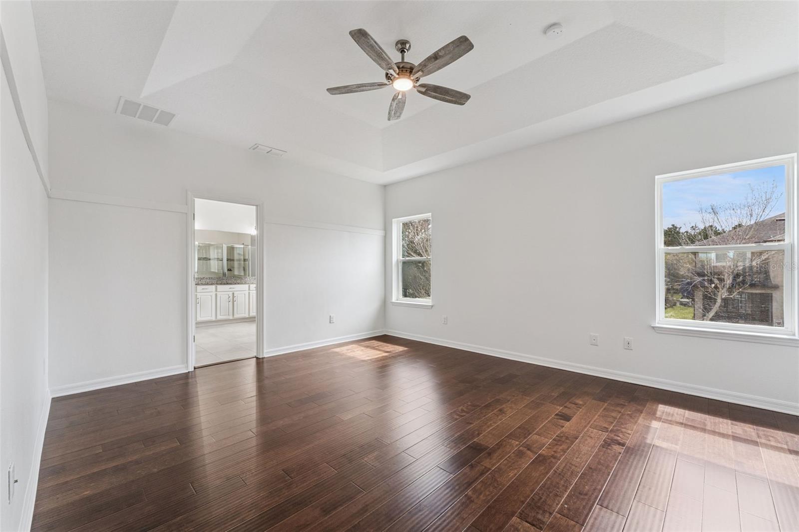 Image 21 of 71 For 2024 Cresswell Street