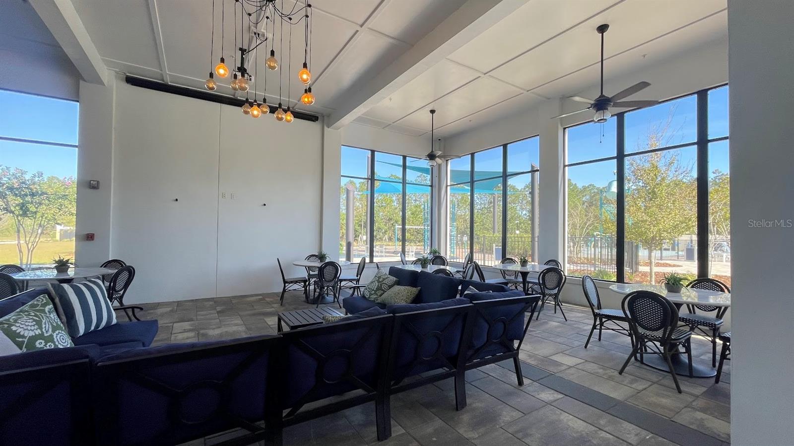 Image 22 of 24 For 6685 Knollwood Street