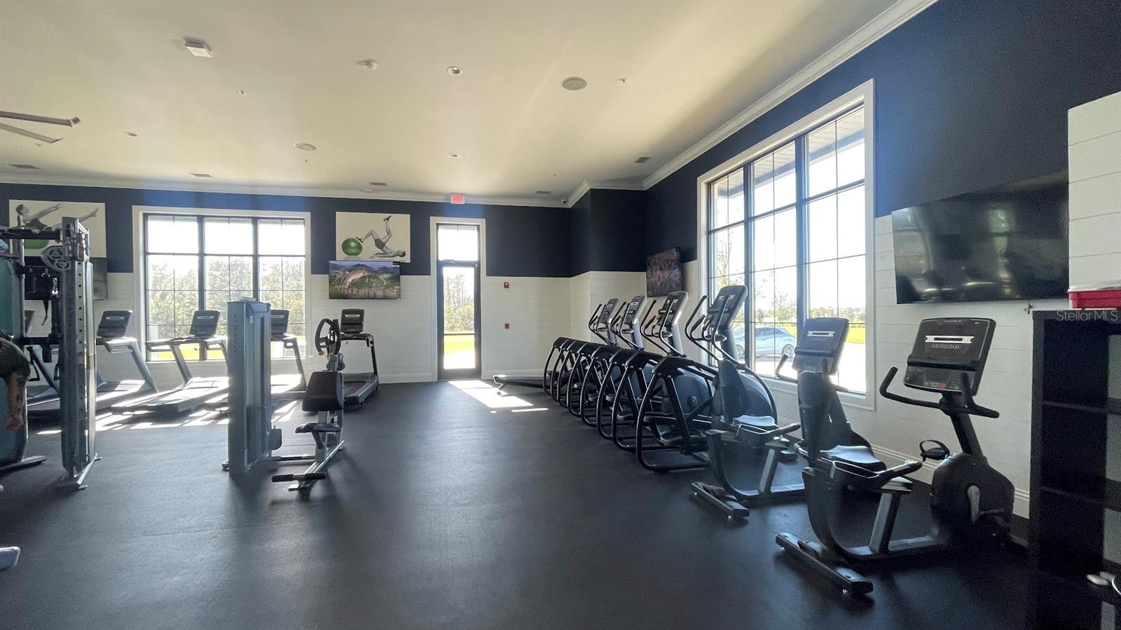 Image 24 of 24 For 6685 Knollwood Street