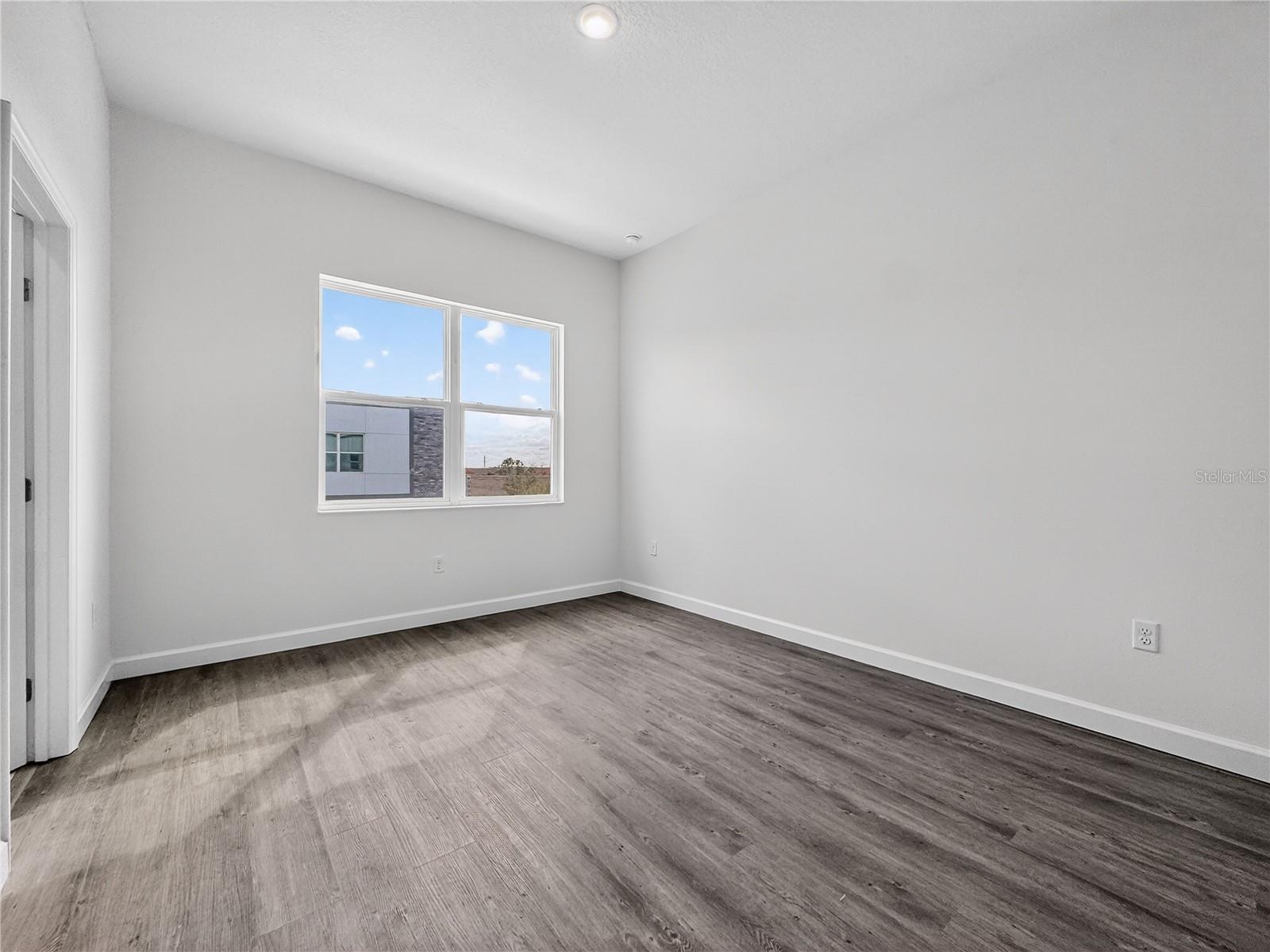 Image 16 of 38 For 612 Trikomo Drive