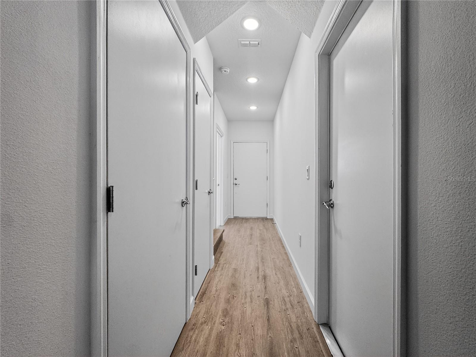 Image 4 of 38 For 612 Trikomo Drive