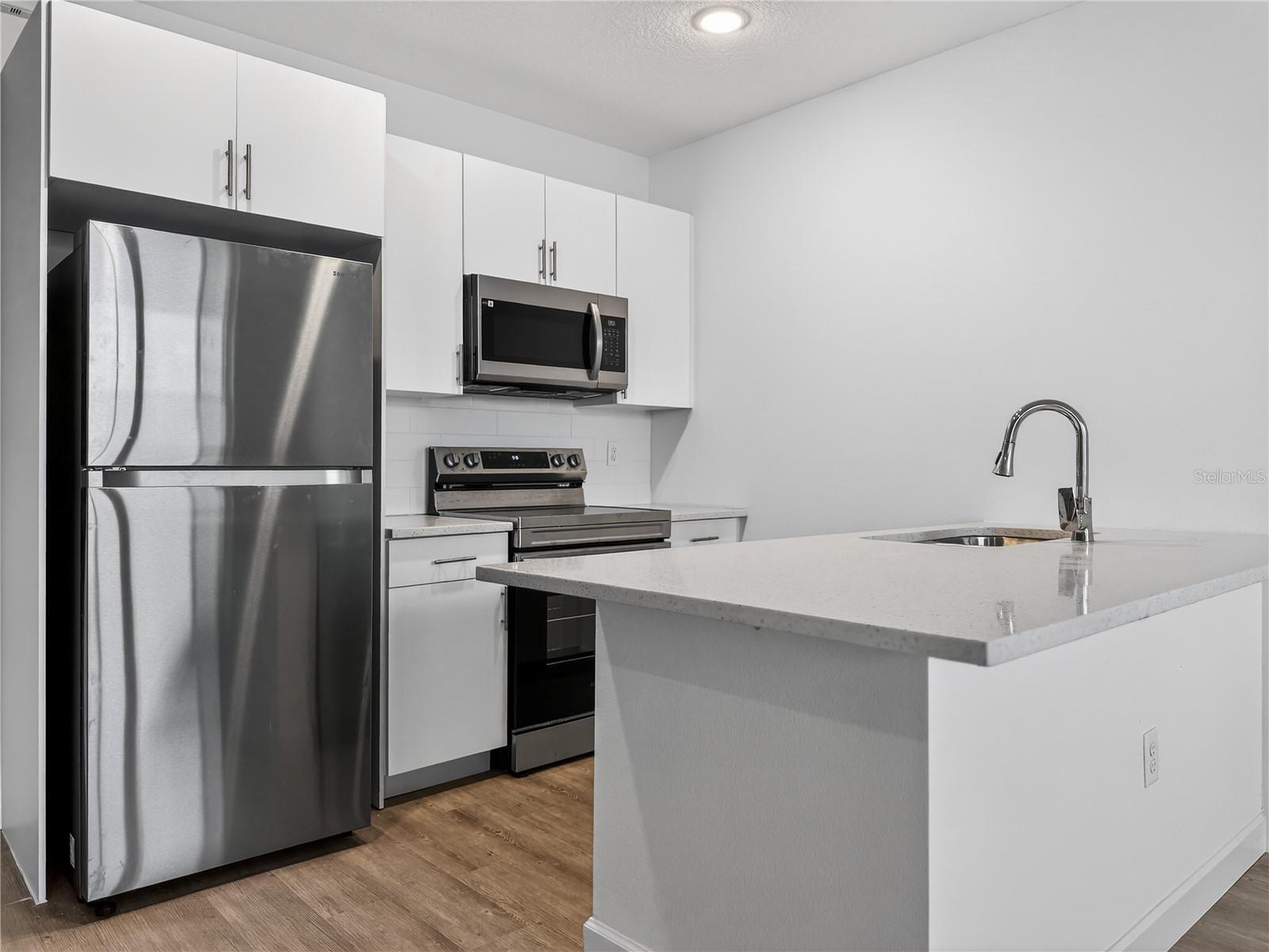 Image 7 of 38 For 612 Trikomo Drive