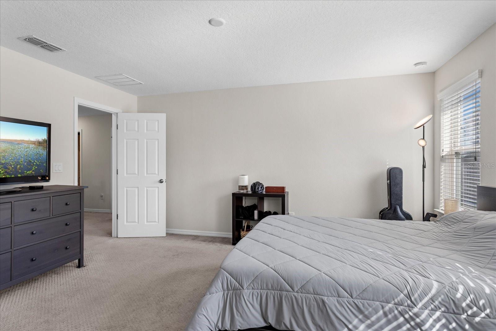 Image 19 of 28 For 3006 Stonegate Drive