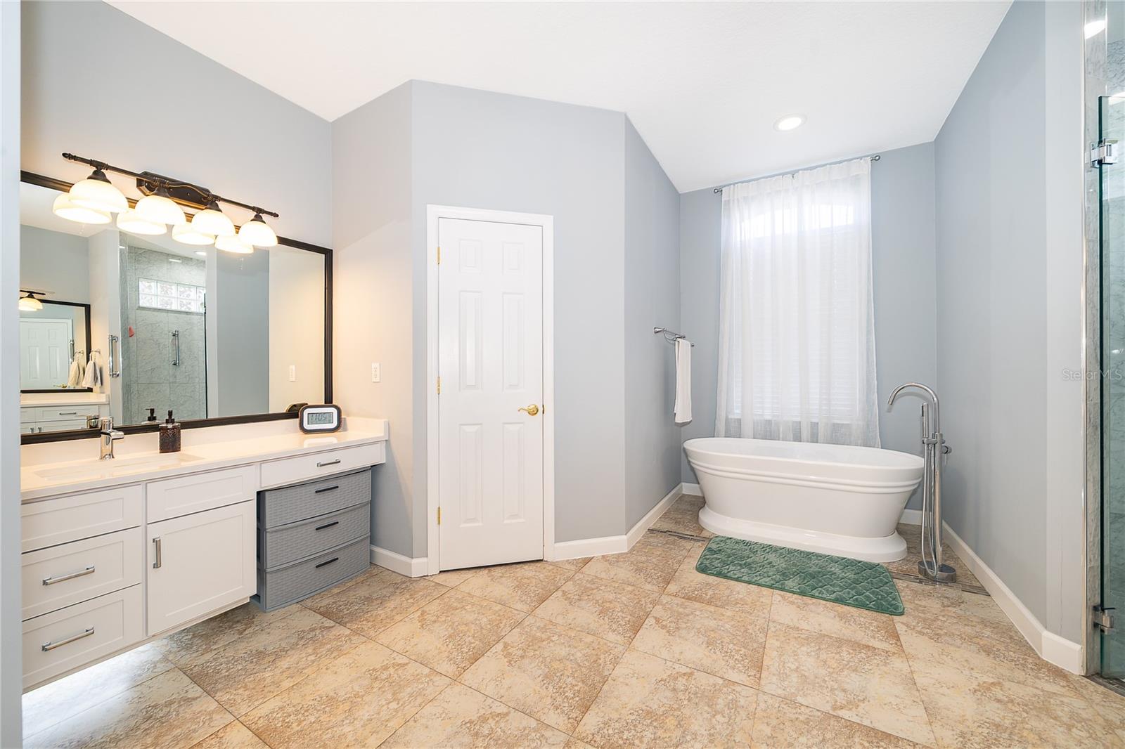 Image 20 of 44 For 1415 Crocus Court