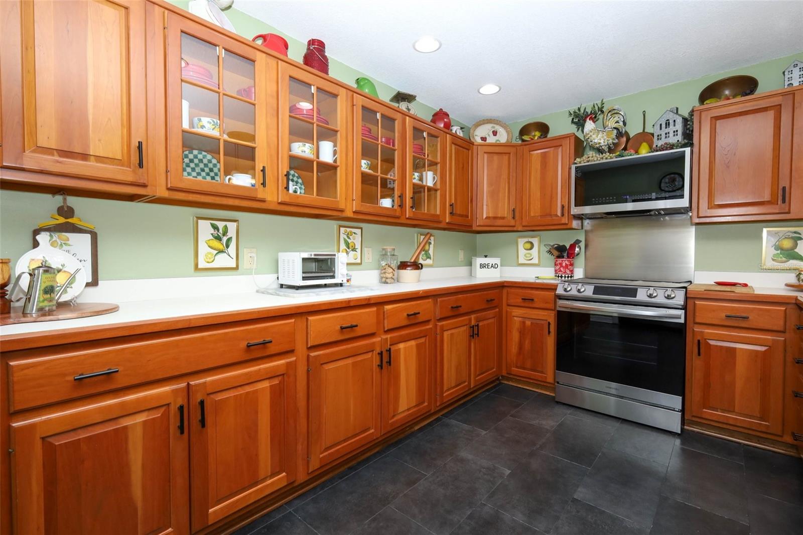 Image 11 of 72 For 1607 Pinar Drive