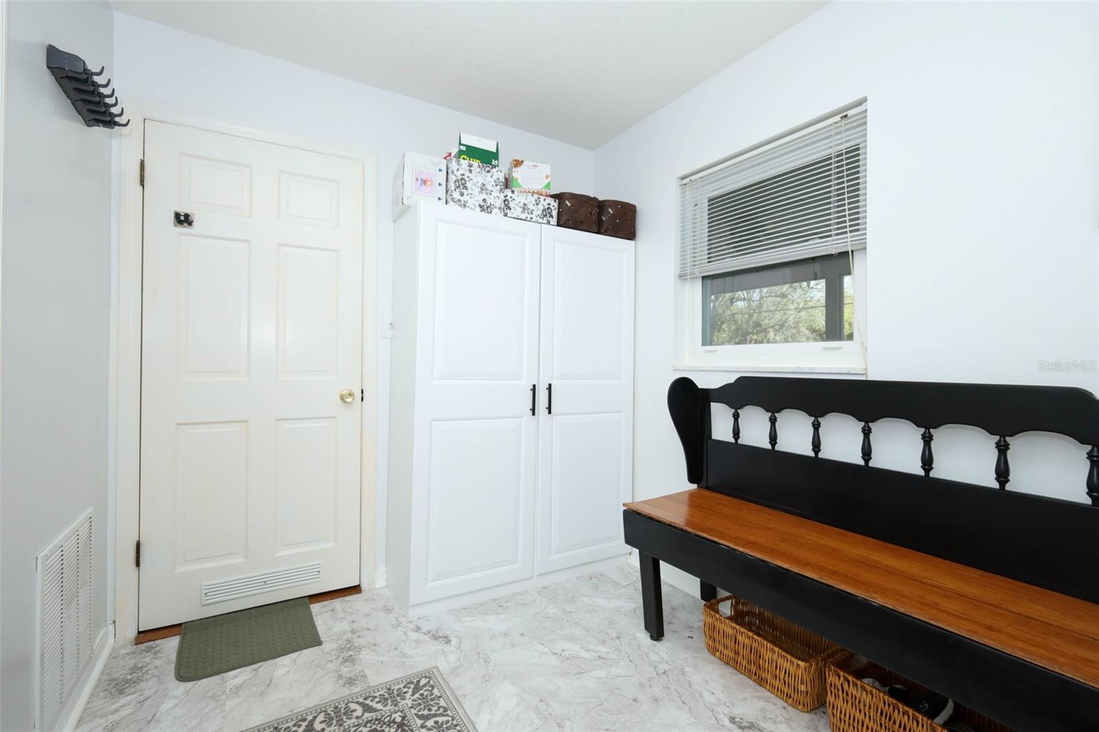 Image 15 of 72 For 1607 Pinar Drive