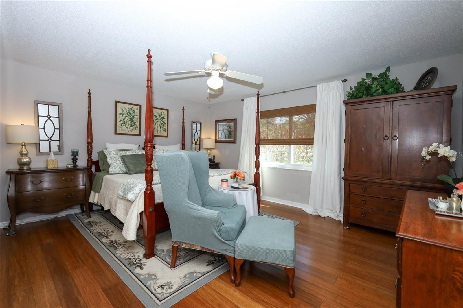 Image 32 of 72 For 1607 Pinar Drive