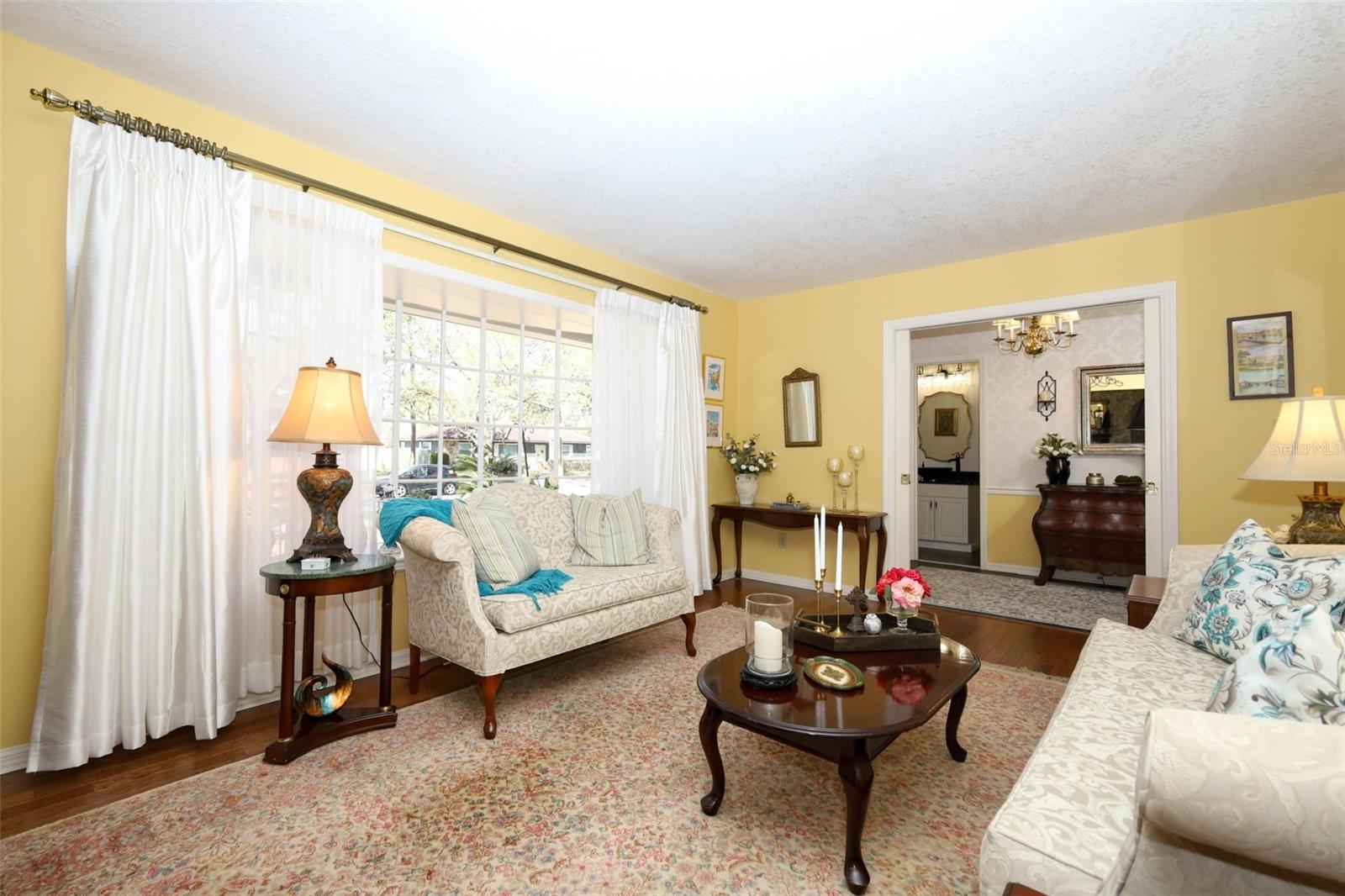 Image 4 of 72 For 1607 Pinar Drive