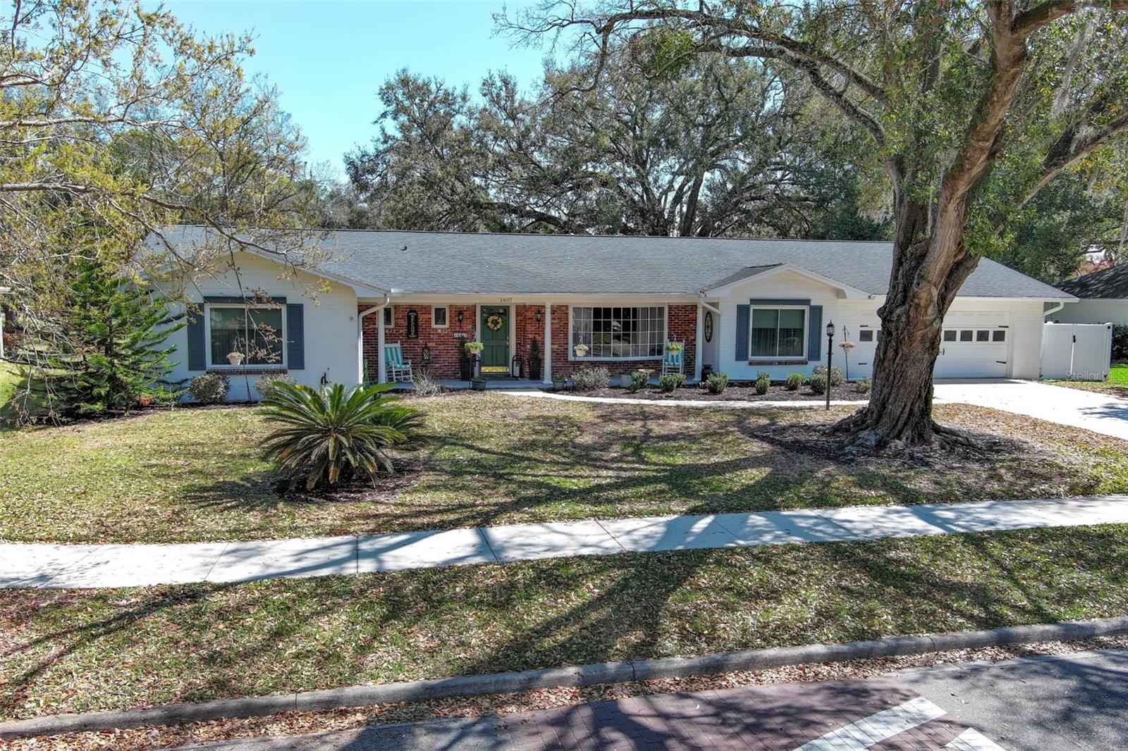 Image 57 of 72 For 1607 Pinar Drive