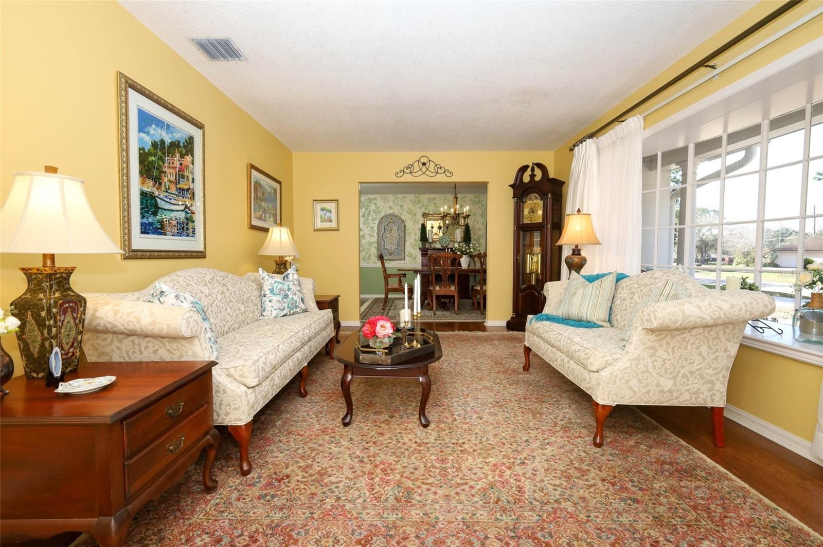 Image 6 of 72 For 1607 Pinar Drive