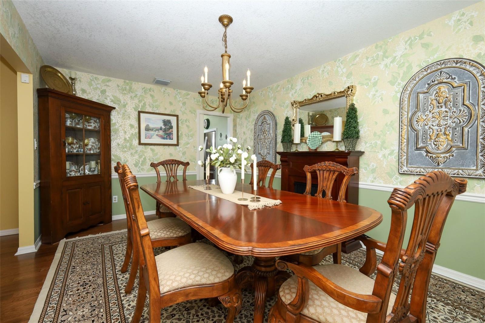 Image 8 of 72 For 1607 Pinar Drive