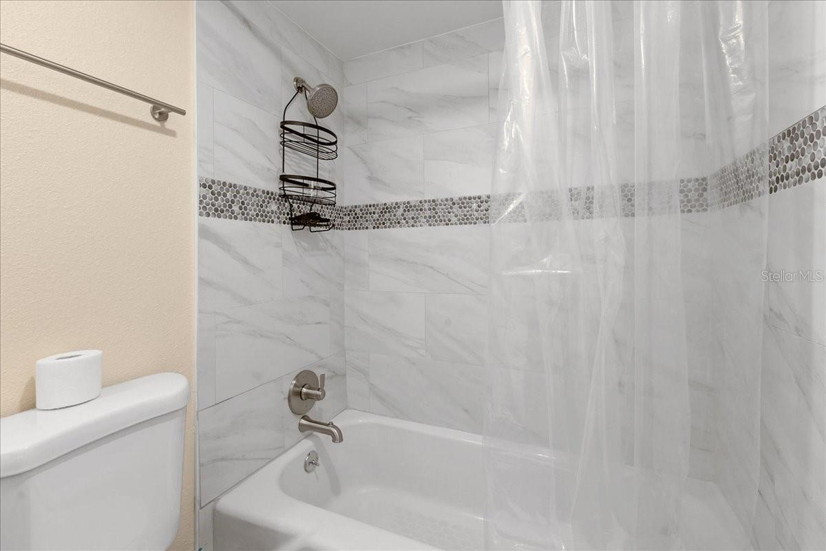 Image 23 of 45 For 2947 Atlantic Avenue 506