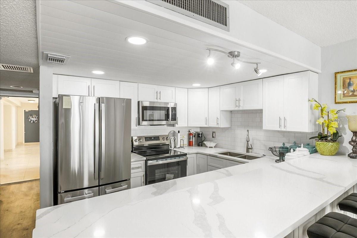 Image 5 of 45 For 2947 Atlantic Avenue 506