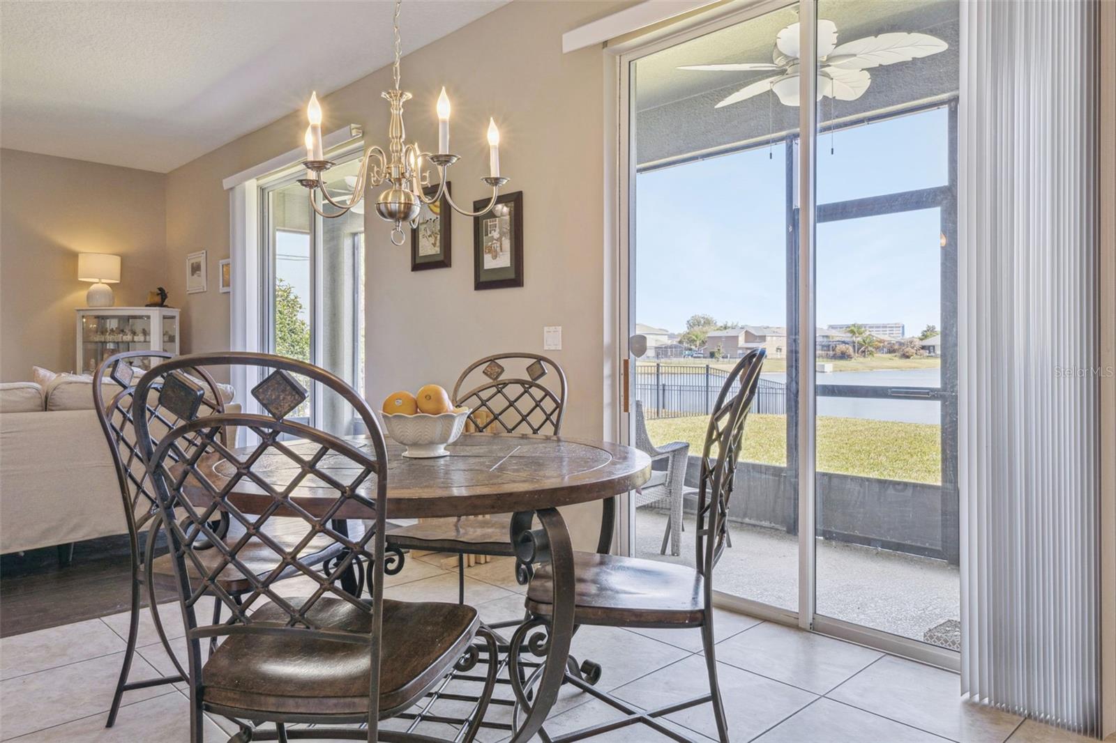 Image 14 of 82 For 2439 Balforn Tower Way