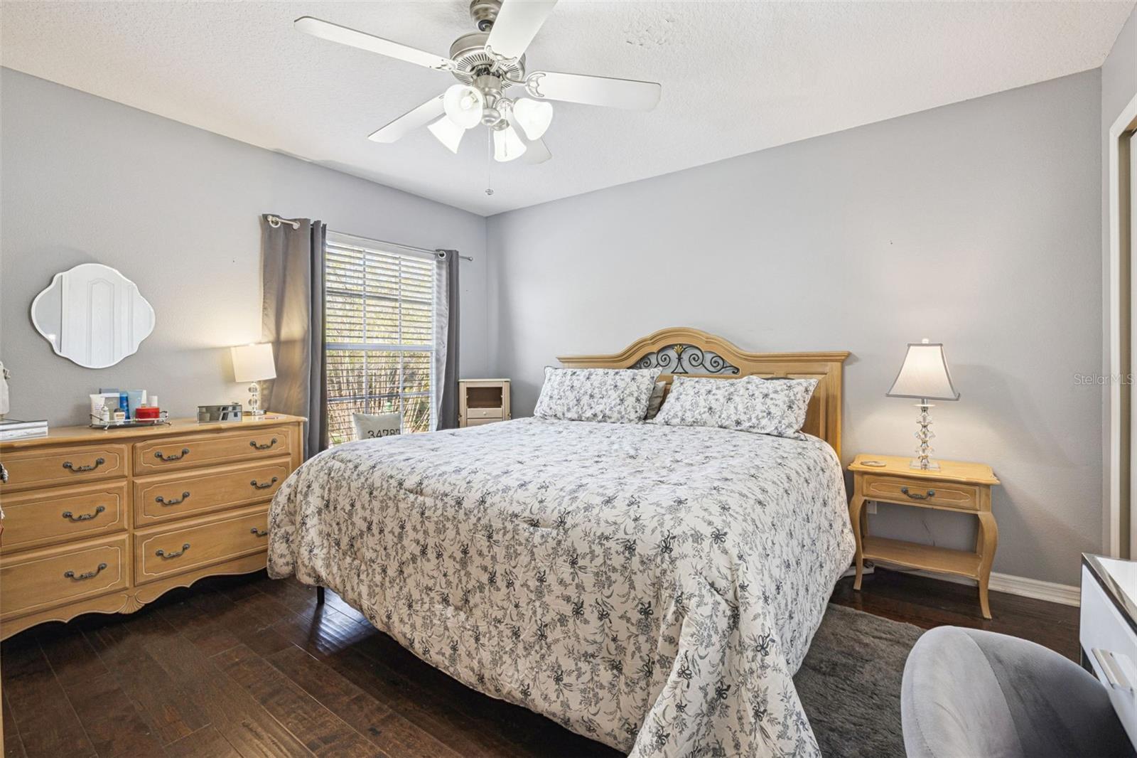 Image 30 of 82 For 2439 Balforn Tower Way