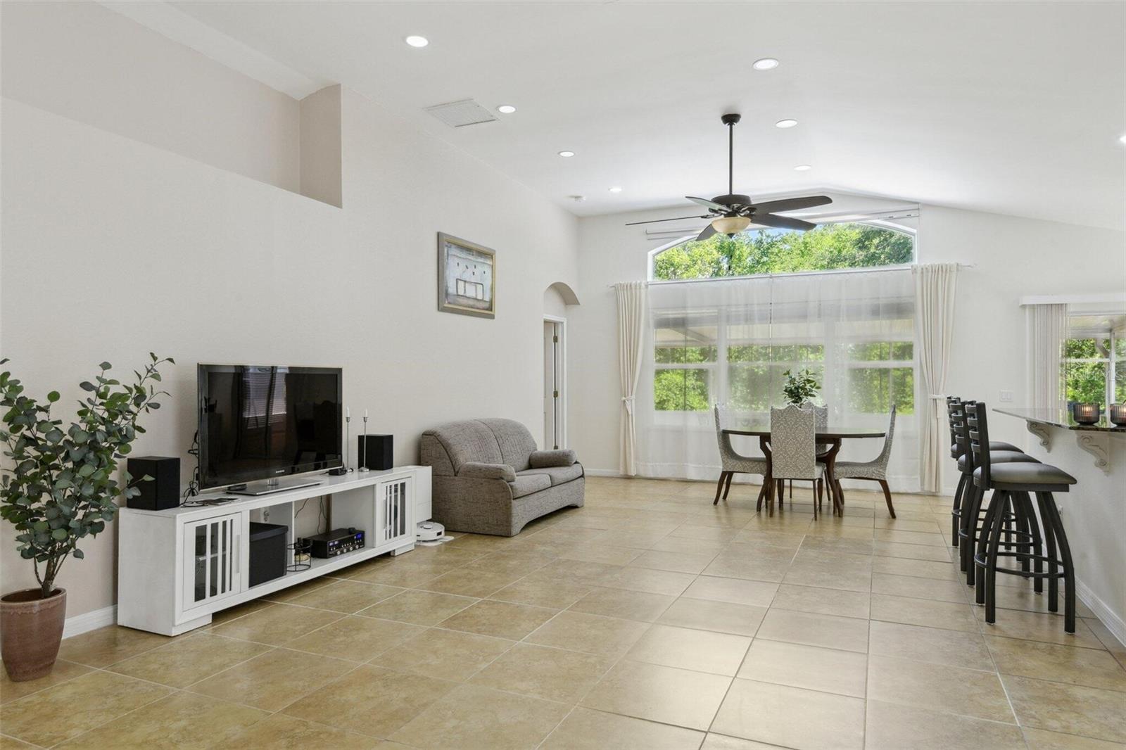 Image 6 of 27 For 13405 Fawn Springs Drive