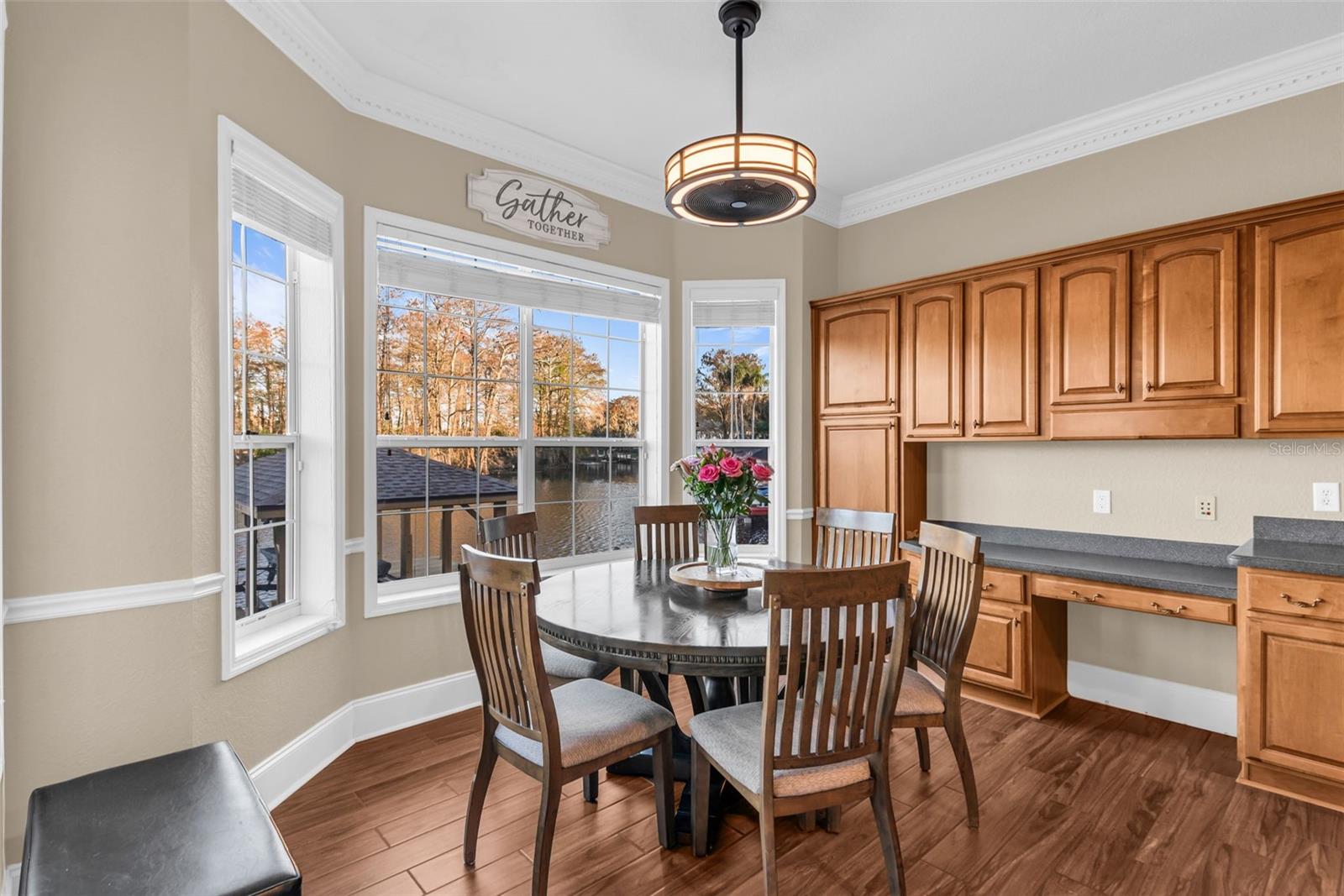 Image 19 of 82 For 1425 Riviera Drive