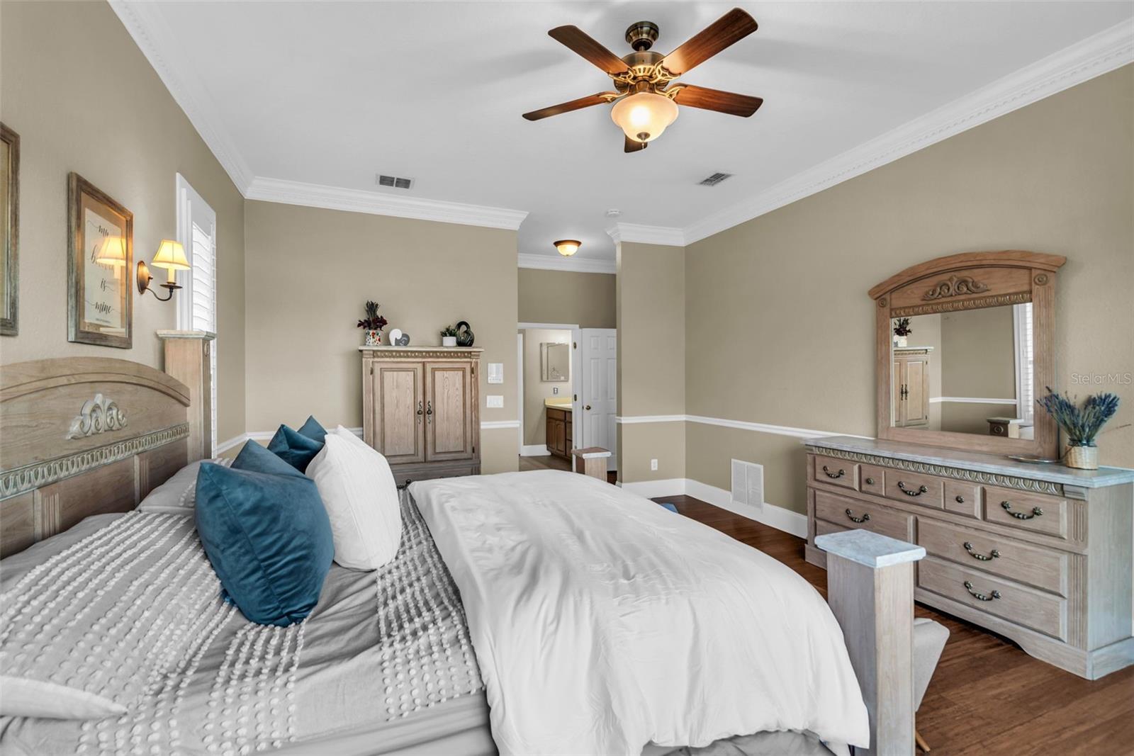 Image 22 of 82 For 1425 Riviera Drive