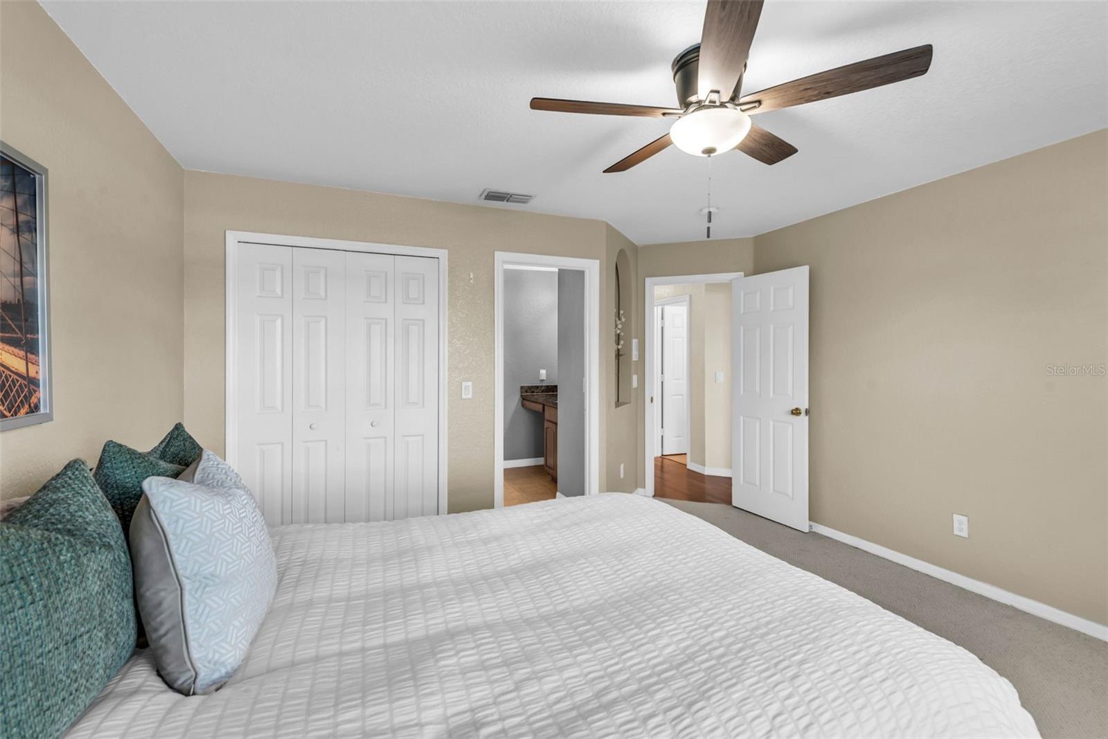 Image 40 of 82 For 1425 Riviera Drive