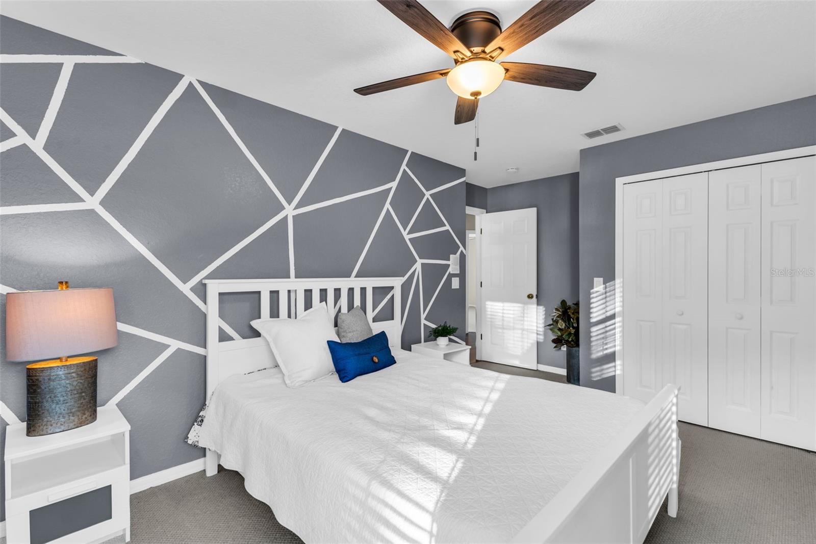 Image 42 of 82 For 1425 Riviera Drive