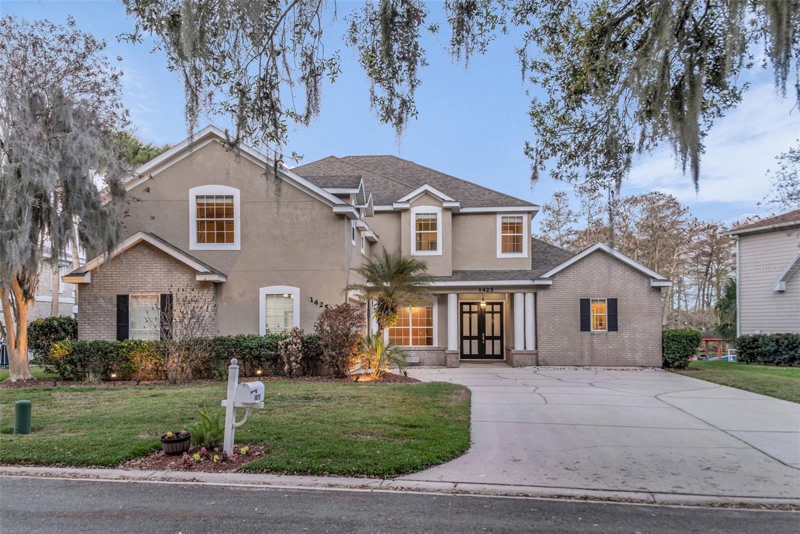 Image 61 of 82 For 1425 Riviera Drive