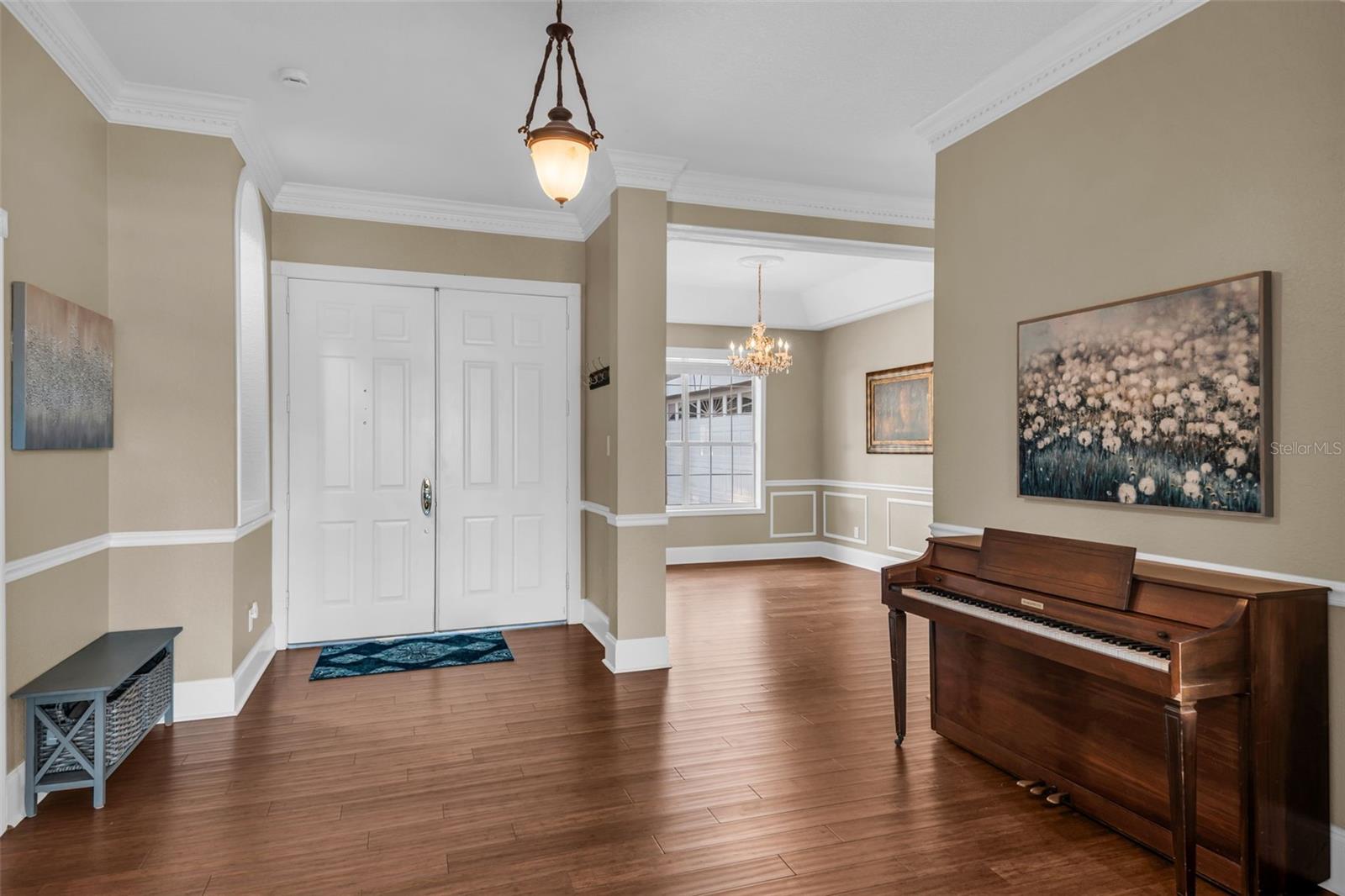 Image 7 of 82 For 1425 Riviera Drive