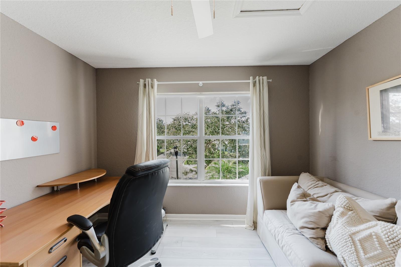 Image 21 of 60 For 8563 Greenbank Boulevard