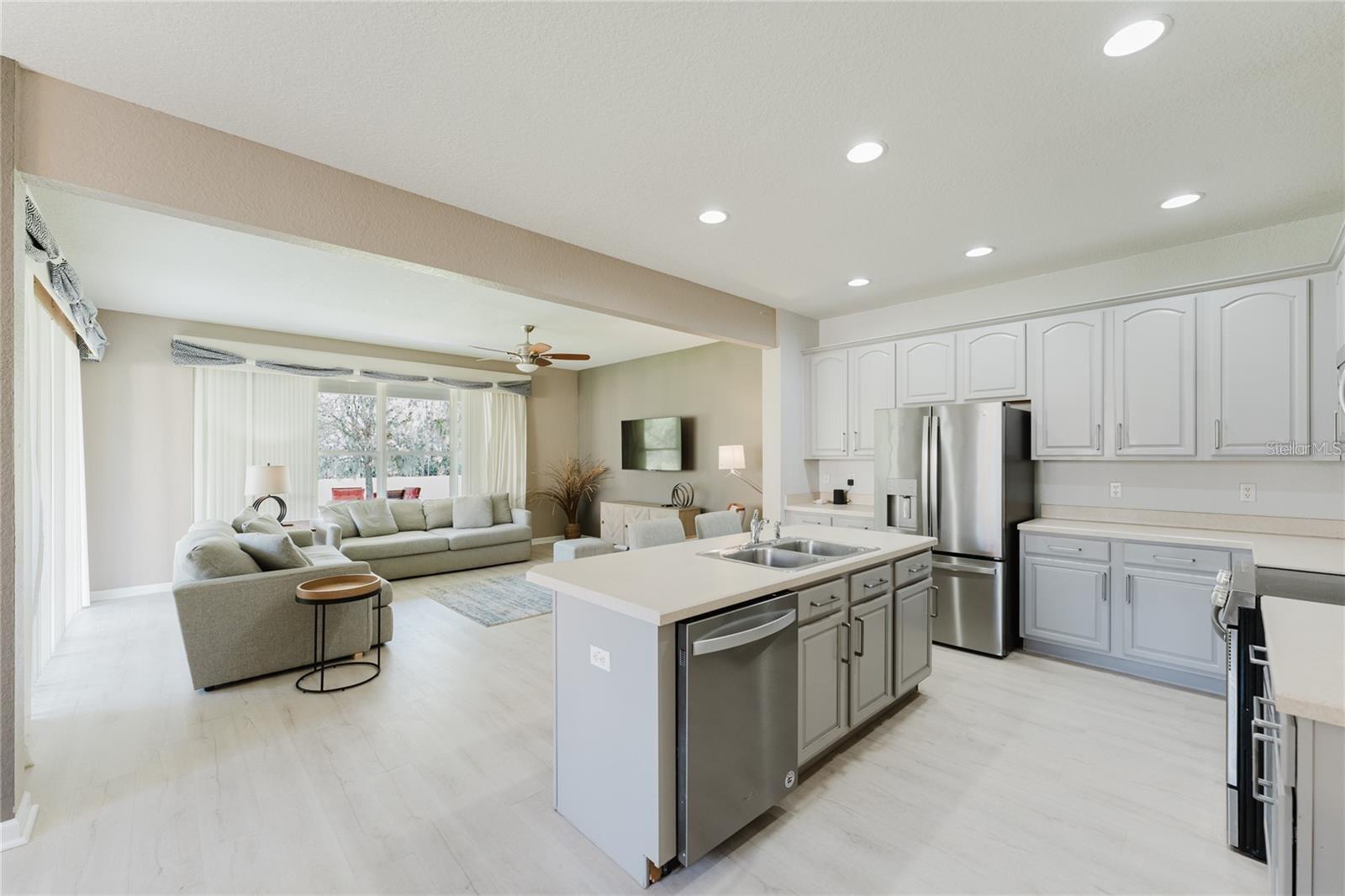 Image 4 of 60 For 8563 Greenbank Boulevard