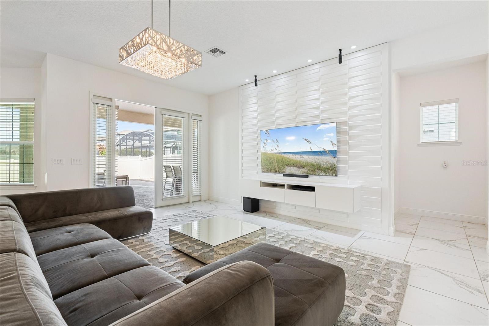 Image 14 of 64 For 9218 Holliston Creek Place